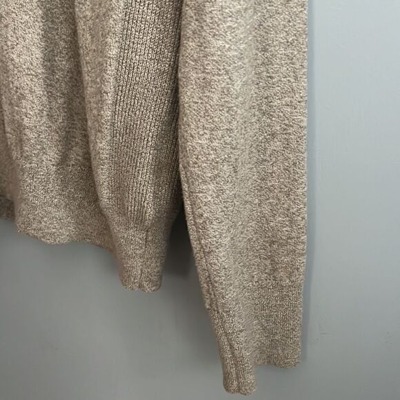 Banana Republic Men’s v neck cashmere blend tan sweater - Picture 8 of 13